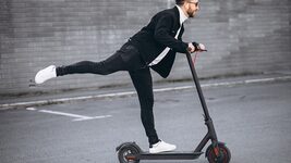 Ivano-Frankivsk is the first city in Ukraine to close the city center to electric scooters: where restrictions will apply