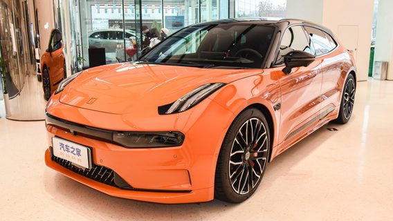 Ukrainians have started buying more electric cars. Among new cars, Chinese BYD and ZEEKR sports cars are leading. And what about Tesla?