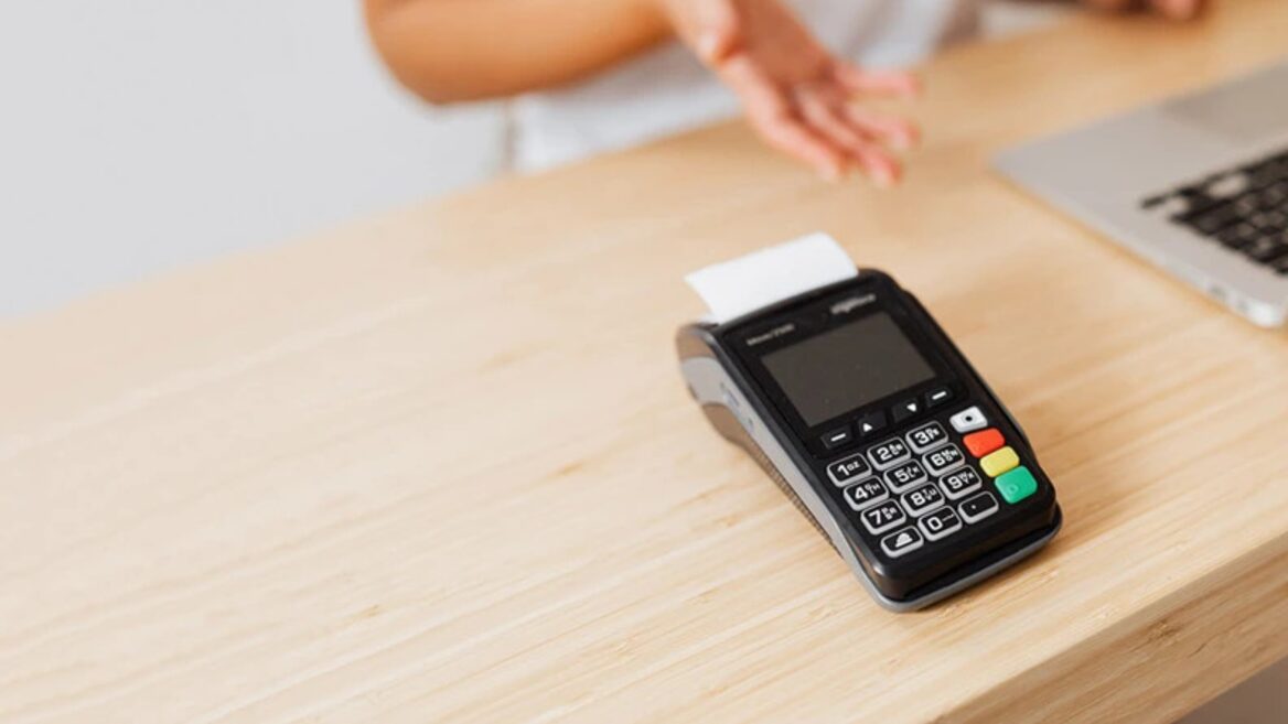 Відключення знову почалися. Але бізнес має працювати завжди. Ось топ-10 найнадійніших ПРРО