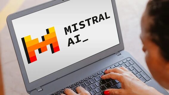 Французький стартап Mistral представив 10 нових ШІ-моделей 