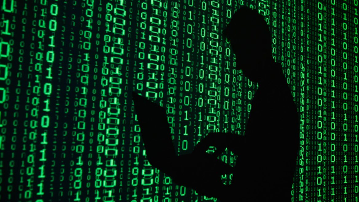 Ведущий хакер Украины: «Русские лазят в украинских киберсистемах как у себя дома»