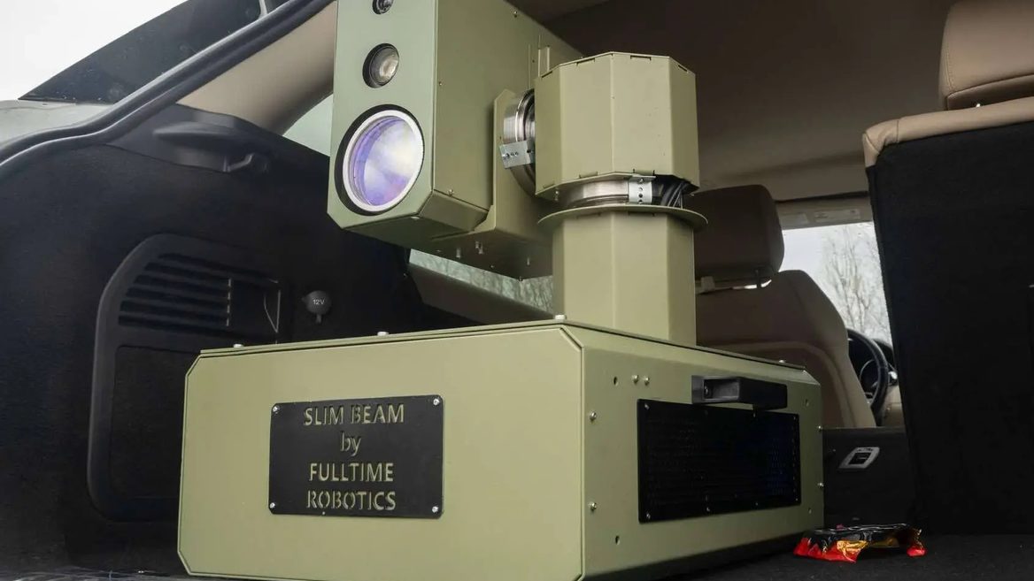 Ukrainian company Fulltime Robotics showed a portable laser to combat FPV drones