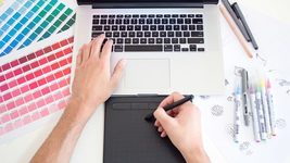 UPD. UI/UX Designer получил от рекрутерки тестовое задание еще до обсуждения условий сотрудничества. Вот, как развивались события дальше