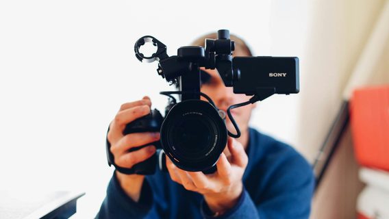 Так, ні, аргументи. Чи готові українські IT-фахівці, крім резюме, надавати 5-хвилинну відеопрезентацію себе? 