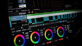 Розробник створив безплатні аналоги програм Adobe за допомогою Claude. Він планує довести їхні можливості до рівня оригіналів за місяць