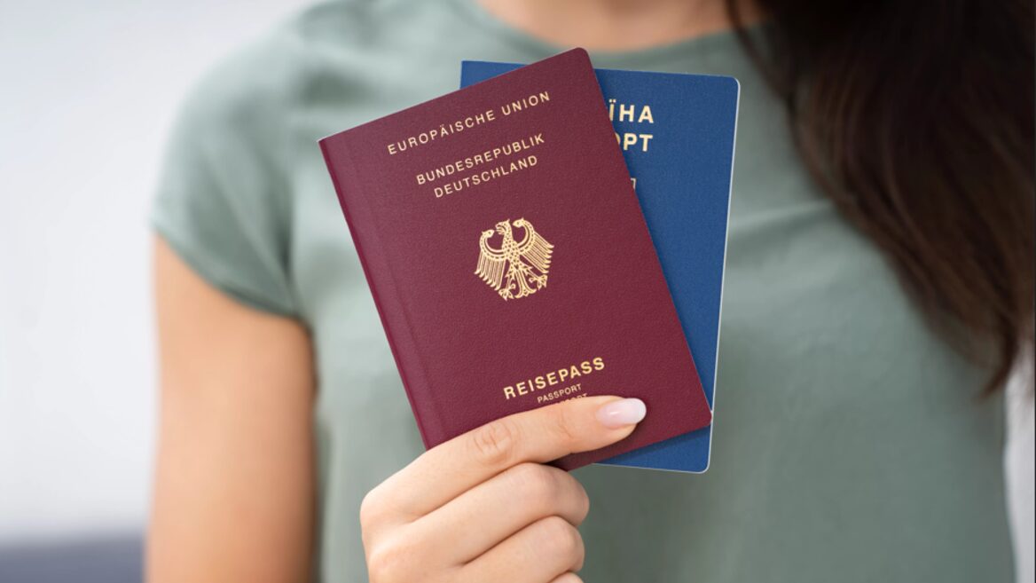 Уряд ухвалив перелік критеріїв для держав за якими буде запроваджуватися множинне громадянство