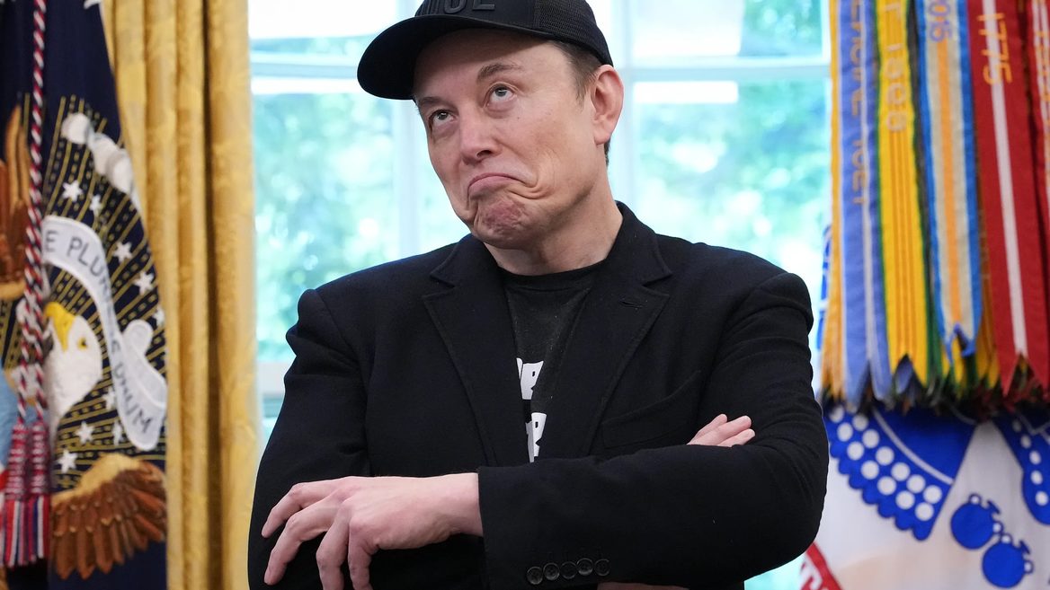 Musk says xAI will sue Apple over App Store ratings