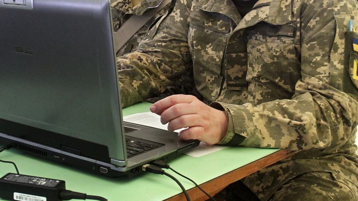 Ветеран-айтівець створив ГО «Українська ветеранська ІТ-асоціація». Першою ініціативою організації став запуск платформи для пошуку роботи «Ветеран+ JobPortal»