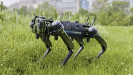 У роботособаки Boston Dynamics з'явився клон. Компанія подає позов на конкурента Ghost Robots