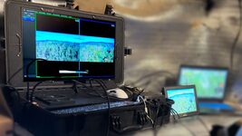 Ukrainian deftech company has developed a solution that allows you to simultaneously control a group of up to five fiber-optic FPV drones