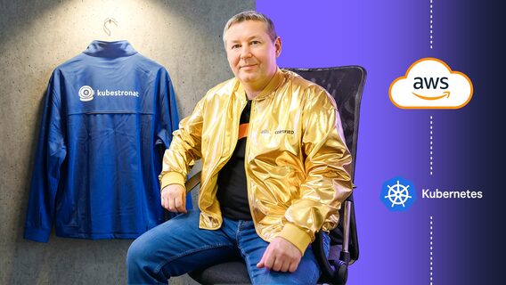 Синій піджак Kubestronaut на додачу до AWS Golden Jacket. Українець став одним із 15 спеціалістів у світі з обома відзнаками одночасно. Скільки сертифікацій йому довелося пройти