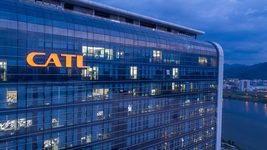 Китайська компанія CATL представила акумулятор, який може збільшити запас ходу електромобілів до 400 км за 10 хв Китайська компанія CATL представила акумулятор, який може збільшити запас ходу електромобілів до 400 км за 10 хв