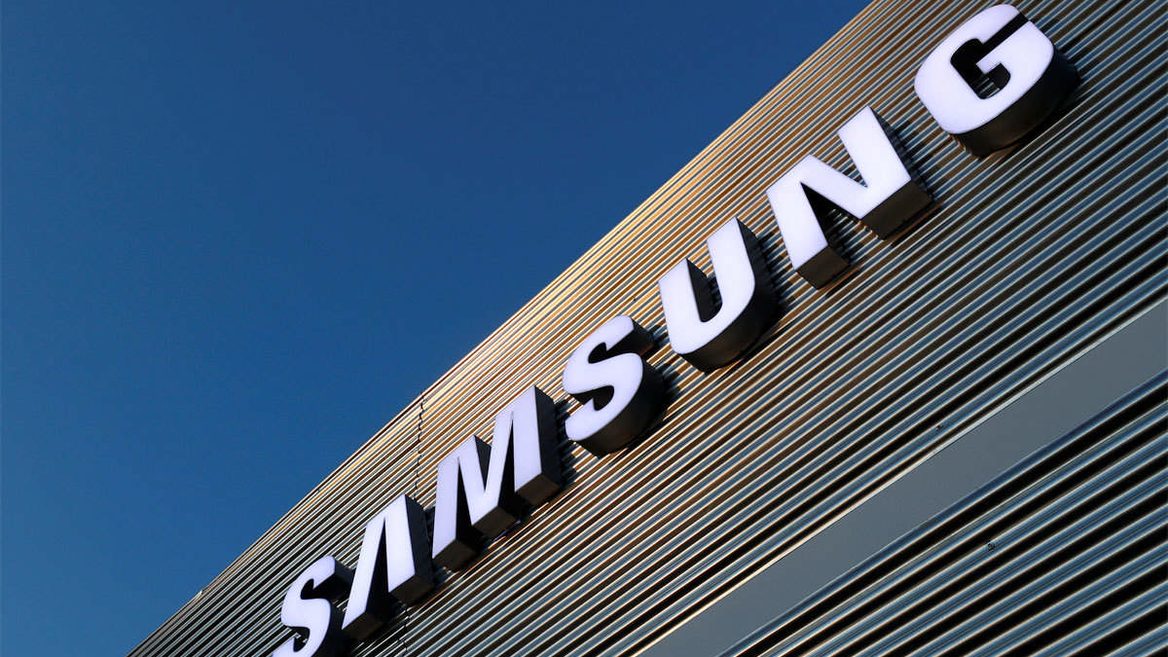 Samsung представила дві карти microSD на 256 ГБ та 1 ТБ для гаджетів нового покоління