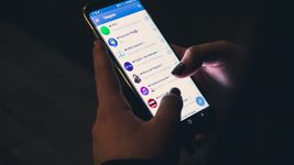 “You need to take a photo with your passport and send it.” A tester from Poltava found a “job” in a Telegram channel, and after working for two weeks, she received 75,000 UAH of microloans in her name instead of a salary.
