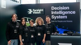 Ukrainian Farsight Vision trained a neural network to recognize electronic warfare antennas and wheel tracks in images