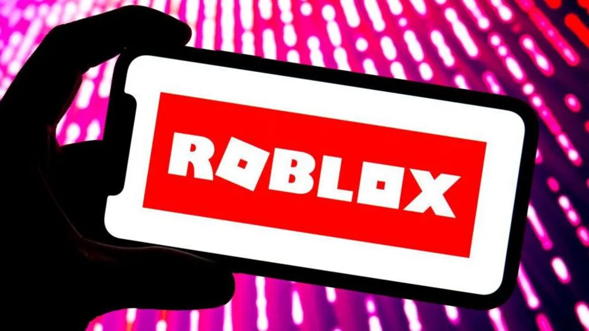 На ігровій платформі Roblox нарешті взялися за безпеку дітей. Яких заходів вжили щоб захистити їх від посягань незнайомців?