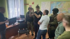 Понад 7,6 млн грн збитків: поліція затримала IT-шахрая, який створив фейкову криптобіржу