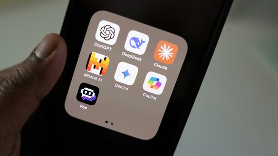 Вже наступного тижня чат-бот Gemini може стати доступним для дітей до 13 років. Як Google планує захист від небезпечного контенту?  