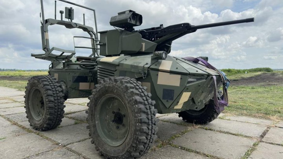 ВСУ уже используют наземный боевой дрон Ironclad на фронте - Федоров