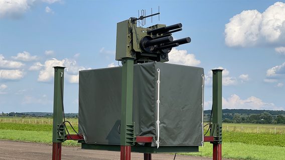 Українська Piranha-Tech створила потужну систему протидії БпЛА, яка порушує їх зв'язок з системами геопозиціювання