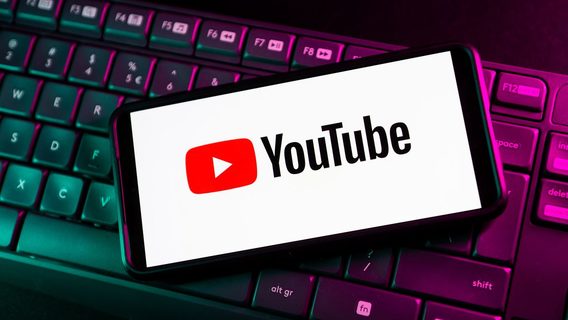 YouTube видалив понад 2000 пропагандистських каналів, пов'язаних із росією. Вони критикували Україну, НАТО та Захід