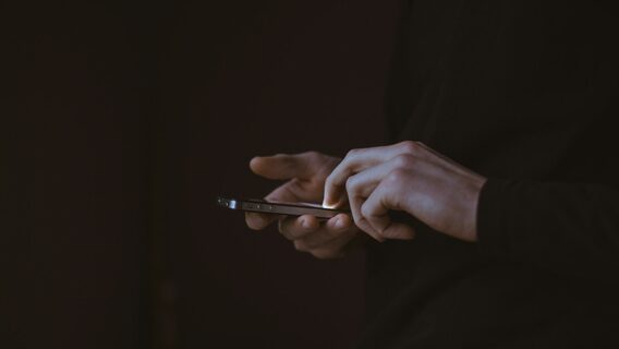 Russian hackers attacked Ukrainians' iPhones with a new hacking tool