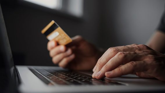 У Rakuten Viber розповіли про нову шахрайську схему, де зловмисники прикидаються покупцями з OLX. Яке це працює