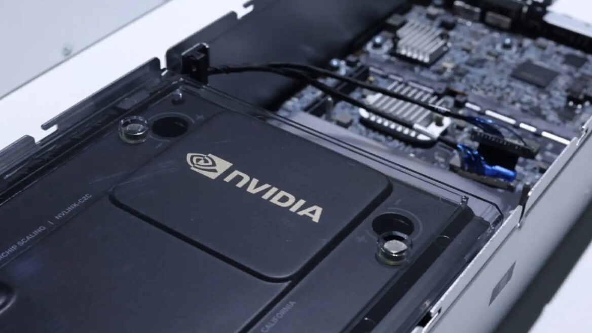 Співробітник Nvidia намагався контрабандою провезти ШІ-чипи до Китаю