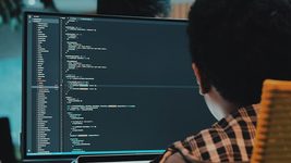 “Vibe-coding is fun, but painful.” Ukrainian IT professional talks about the shortcomings of the AI-based programming method
