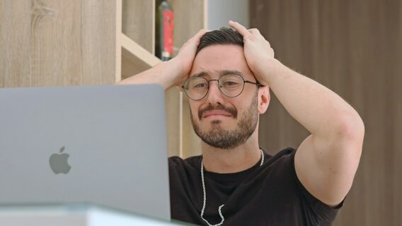 «Це що, нова норма ринку?». Маркетолог знайшов вакансію із зарплатою до $15 000 та можливістю бронювання у компанії, яка прагне «довести, що казино може бути іншим». Спільнота дискутує