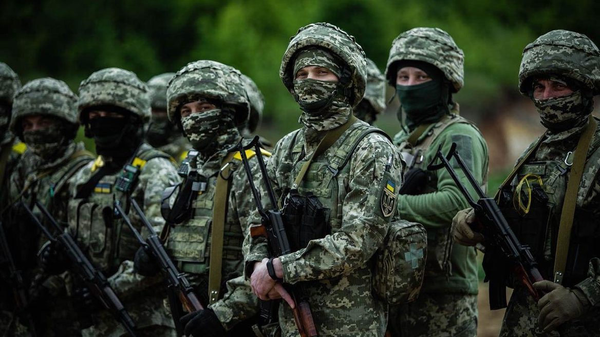 Айтовцы в Силах Обороны рассказали, продолжают ли получать зарплату от компании
