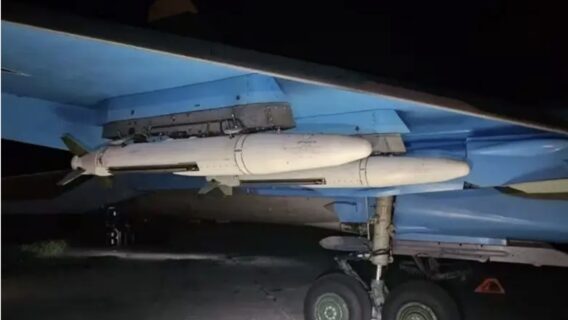 «Схожа на крилату ракету». У Повітряних силах запевнили, що реактивні КАБи, якими росіяни почали бити по Україні, вправно перехоплюють системи ППО