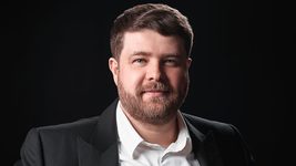 “Technical experts are on the battlefield. They know what’s needed. They don’t rely on the government. They rely on volunteers.” CEO MacPaw told The New York Times about the Ukrainian war realities