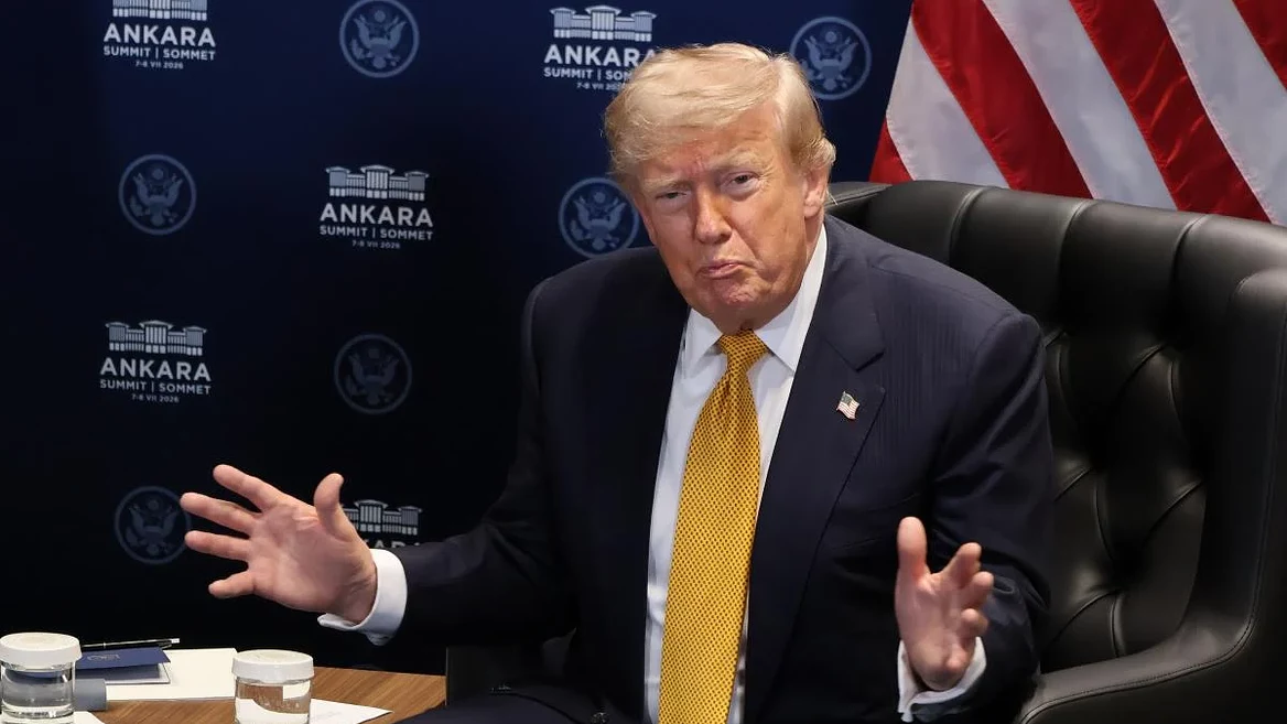 The US allegedly threatened to stop sharing intelligence with Ukraine over strikes on Russian refineries. What's happening?