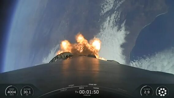 SpaceX здійснила 300-й пуск ракети з 24 супутниками Starlink на борту. Тепер у небі 8 300 активних інтернет-супутників компанії Маска