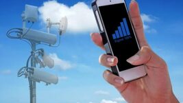 Ukrainians are actively changing mobile operators: who received the largest influx of numbers, and who are users fleeing from