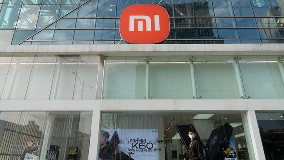 НАПК внесло Xiaomi Corporation в список спонсоров войны. Компания все отрицает. Будут ли продавать в Украине технику известного бренда?
