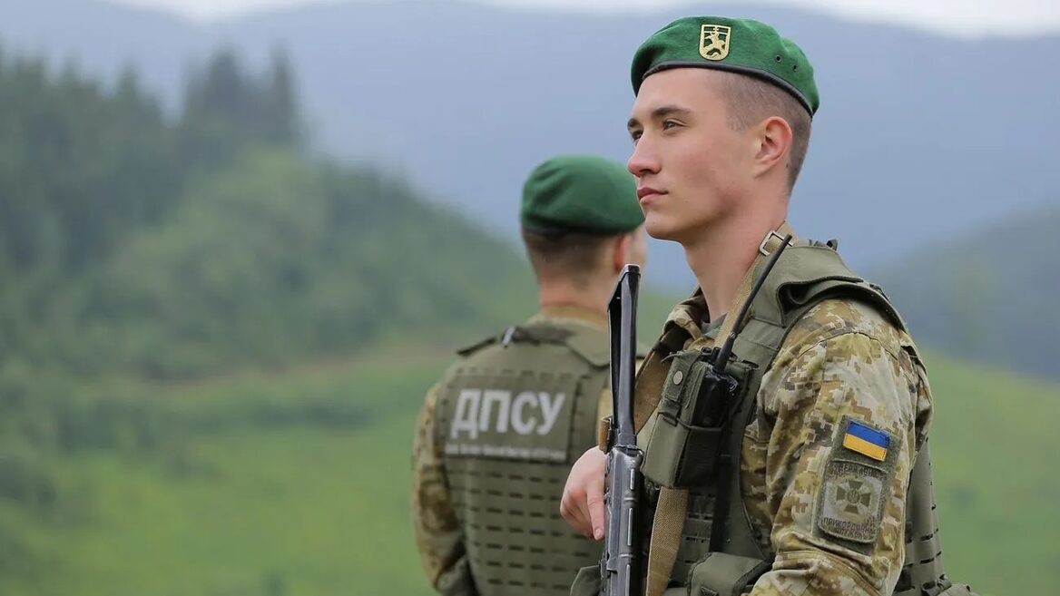 Програміста Samsung затримали за 25 км від кордону й звинуватили у спробі незаконного виїзду. Що вирішив суд
