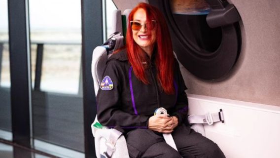 Уроженка Украины Лина Бороздина улетит в суборбитальный космос. Билет на космический самолет приобрела еще в 2005 году