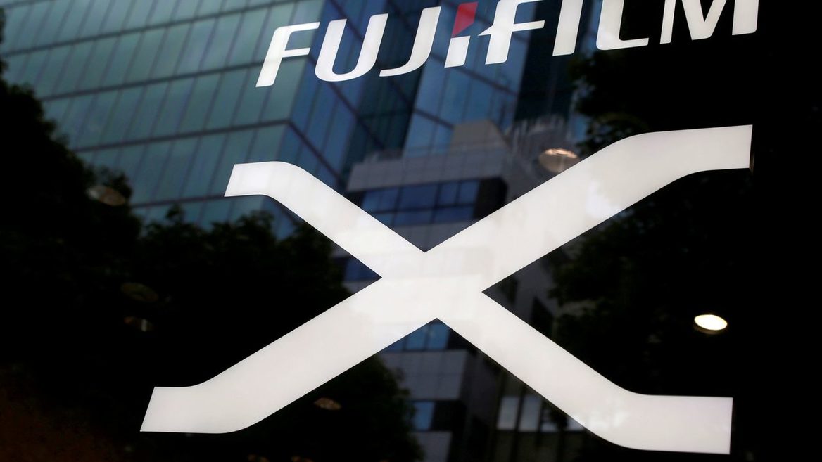 Fujifilm пока работает на рынке оккупанта. Мы позвонили в ее российский офис. Вот что нам ответили