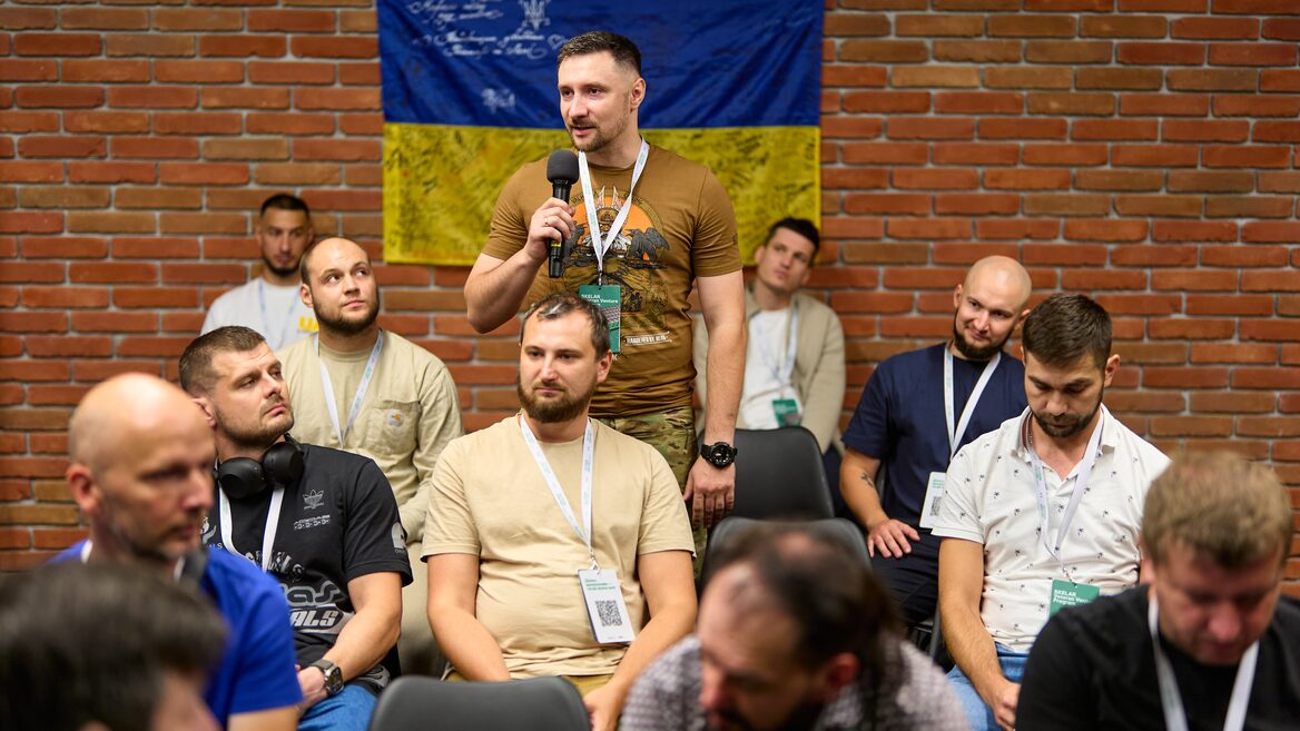Акселератор для ветеранських tech-бізнесів SKELAR відібрав 26 стартапів для Veteran Venture Program. Над чим вони працюють