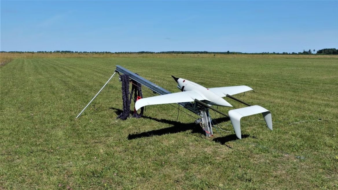 Новий режим для українського дрона Raybird: виявляє радар ворога за десятки кілометрів