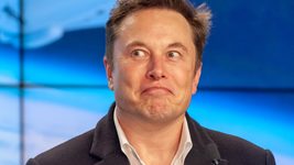 CNN: Маск выключил Starlink в Крыму, потому что боялся нового «мини Перл-Гарбора». Миллиардер опровергает — говорит, что просто его и не включал