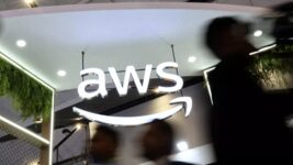 AWS suffers another outage - world's leading services are out of service for the second time in a day
