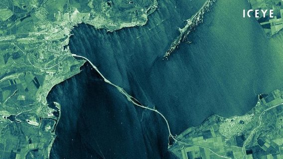 «Притула купив супутник за людські гроші, щоб транслювати національний марафон». Волонтер розповів про «еволюцію дебілів» і всі теорії змови, які йому закидають щодо купленого на донати супутника