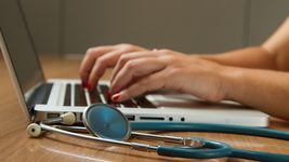 Канадці розробили платформу, схожу на нашу «Дію». І вже тестують її на українських біженцях 