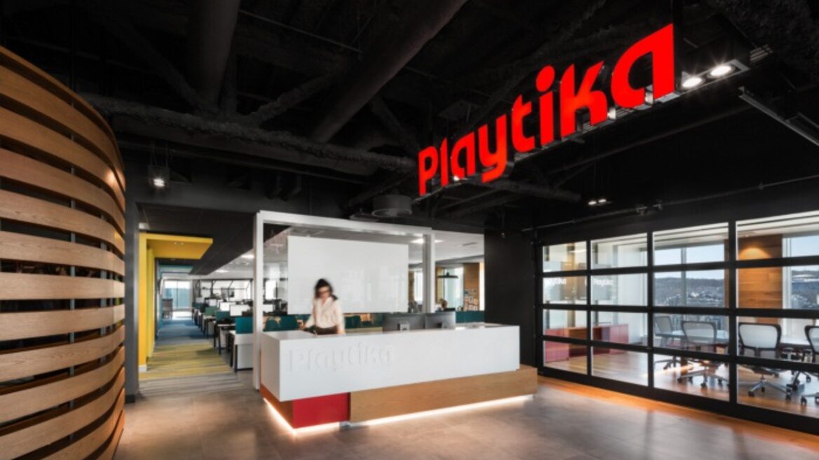 Видається хвиля скорочень у Playtika зачепила й українських фахівців: компанія закриває контракти