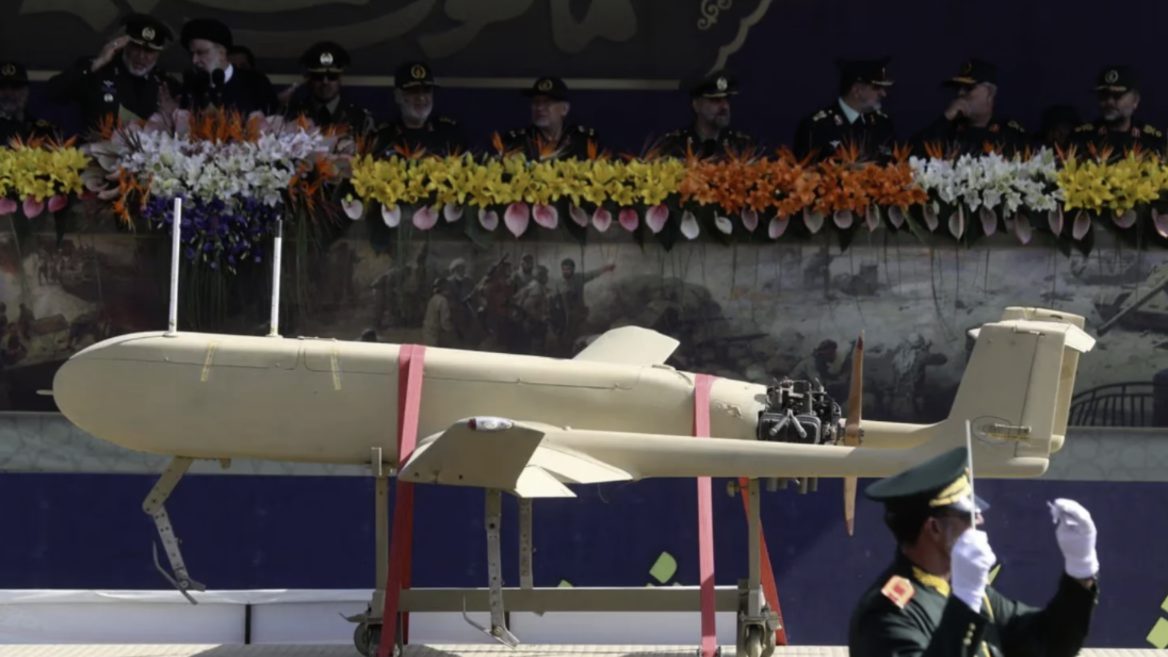 Іран який підтримує росію у війні з Україною представив дрон із «найбільшим радіусом дії у світі»