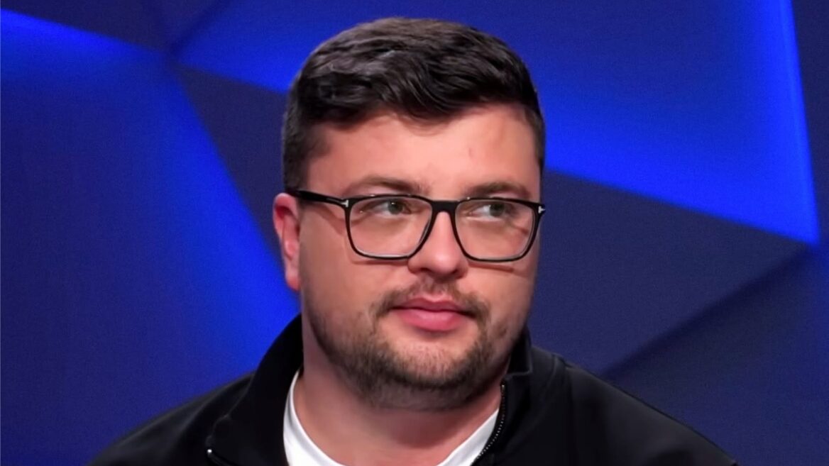 «Я залишаю посаду спокійно бо бачу систему яка має можливість працювати далі». Уряд задовольнив заяву Геннадія Новікова про звільнення з посади голови PlayCity