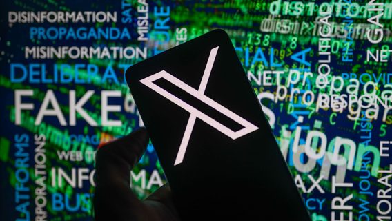 Перевіряти факти стане ще важче. X дозволила чат-ботам зі штучним інтелектом генерувати Community Notes